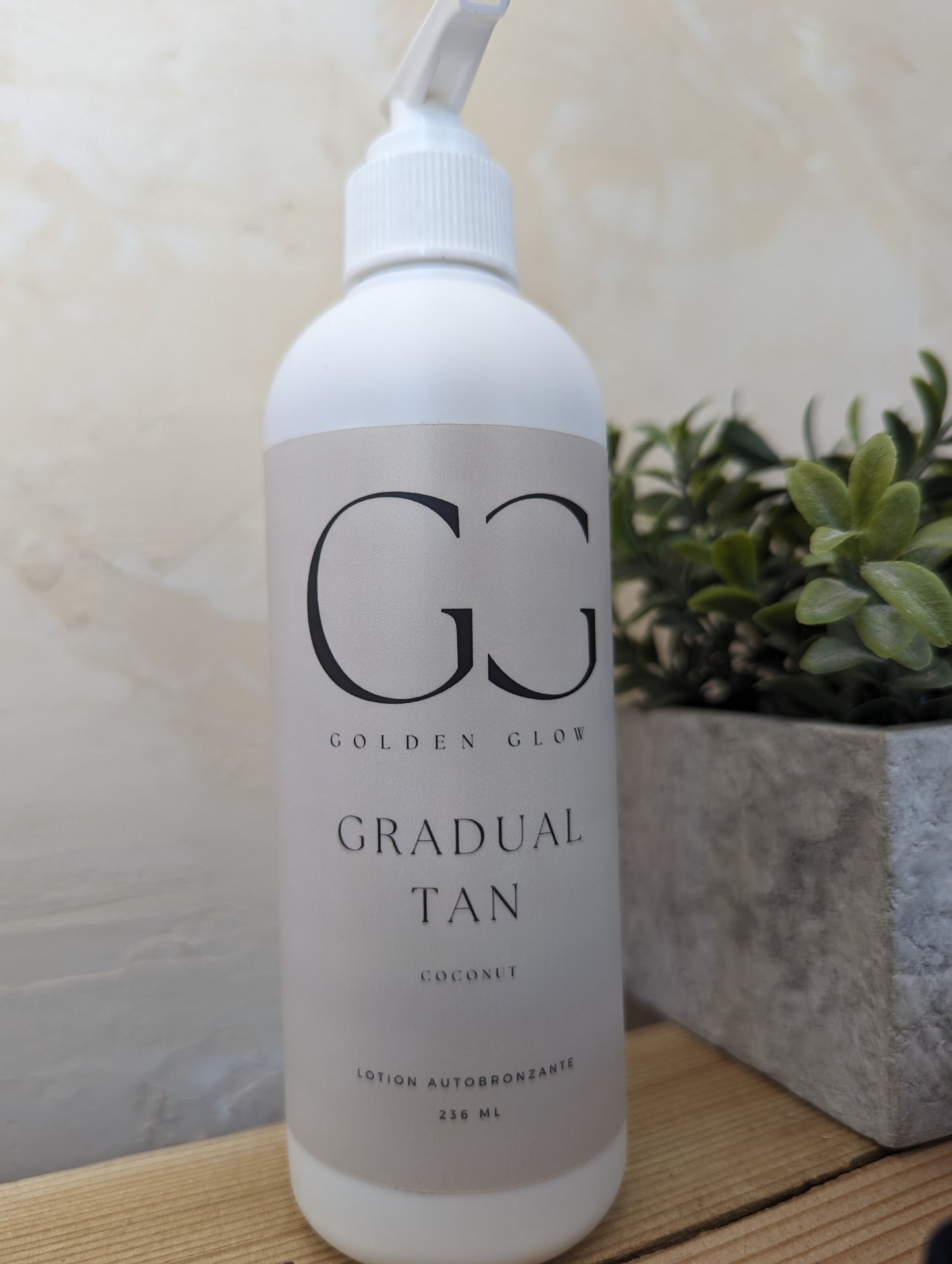 GG Gradual tan